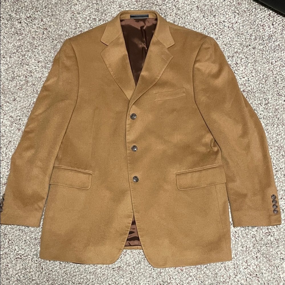 100% cashmere luxurious Men's Tan Blazer- new condition